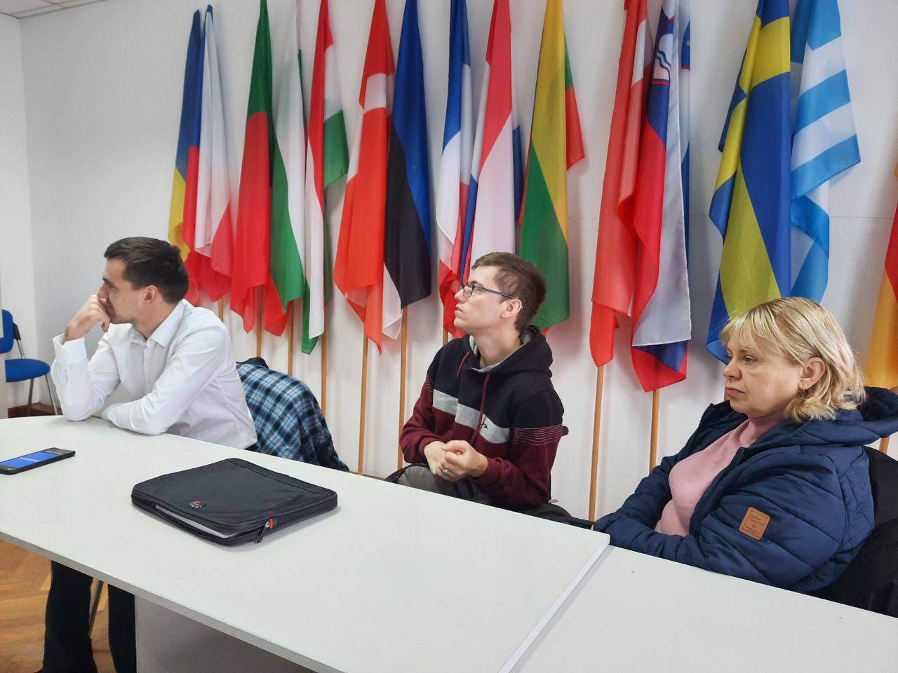 На Франківщині "Лікарі без кордонів" допомагатимуть людям з інвалідністю зі статусом ВПО