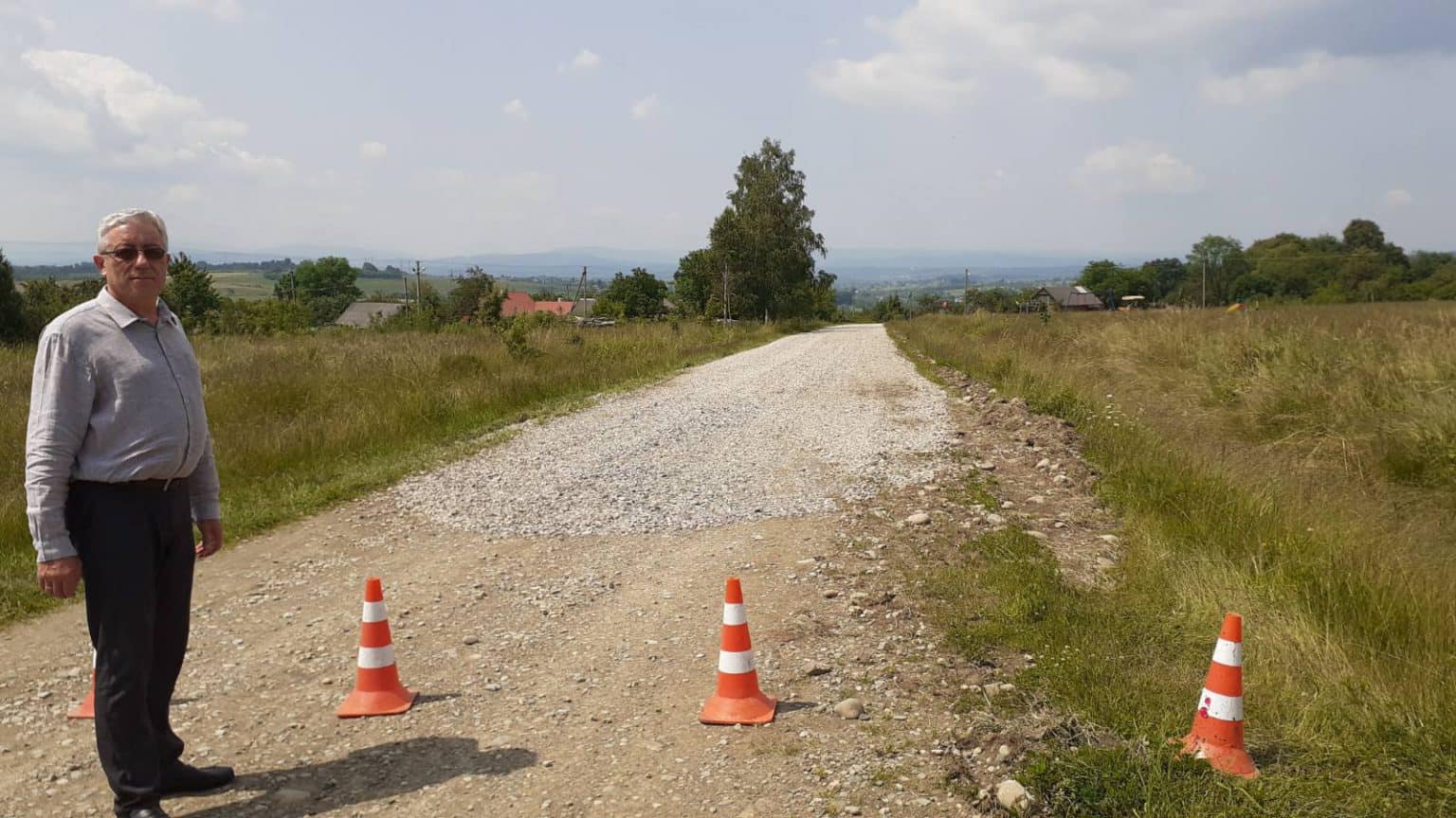 У двох селах на Калущині заасфальтують дороги