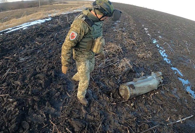 Прикарпатські вибухотехніки на Харківщині знешкодили дві російські авіабомби