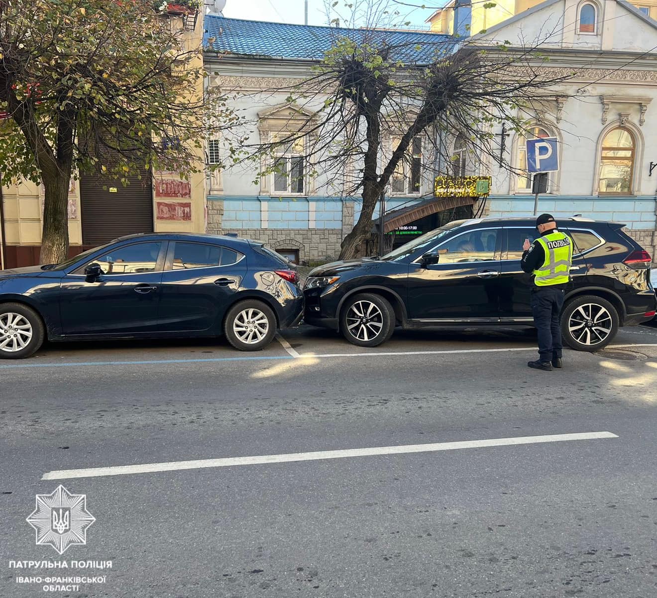 В Івано-Франківську нетвереза водійка Nissan вчинила ДТП (Фото)