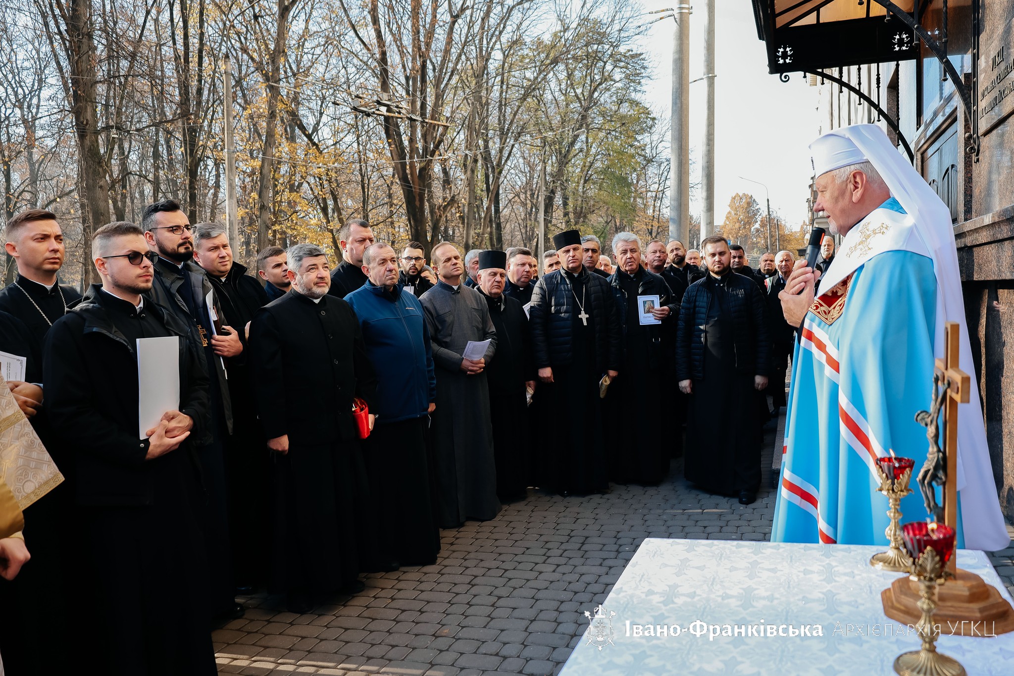 В Івано-Франківську відкрили барельєф Владиці Софрону Мудрому (Фото)