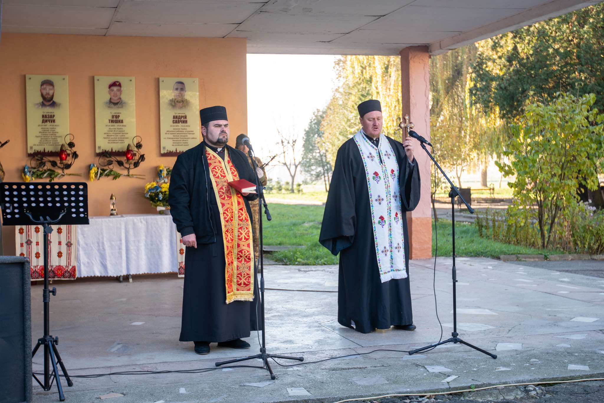 В Івано-Франківську відкрили меморіальну дошку полеглому Андрію Савчину (Фото)