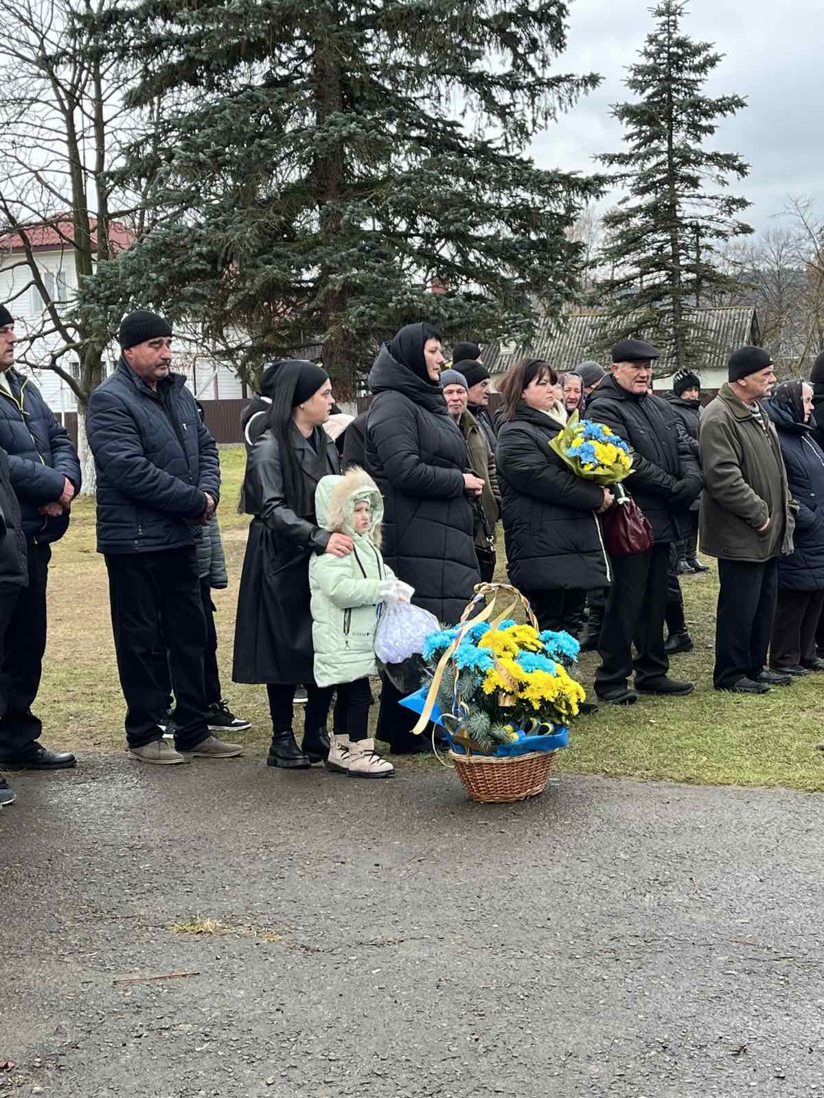 На Прикарпатті встановили анотаційну дошку захиснику Сергію Варику