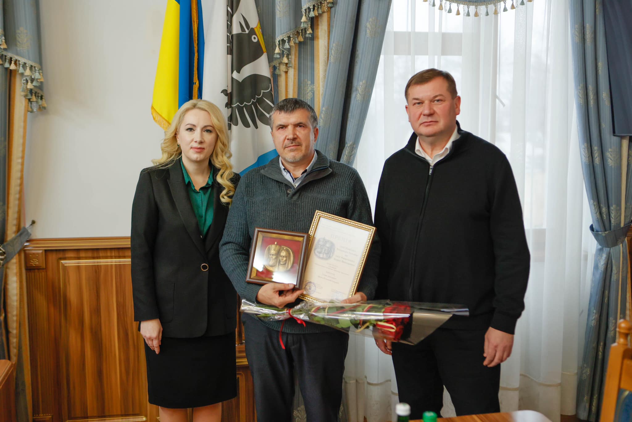 Прикарпатців Марію Вуянко та Романа Півторака нагородили обласною премією (Фото)