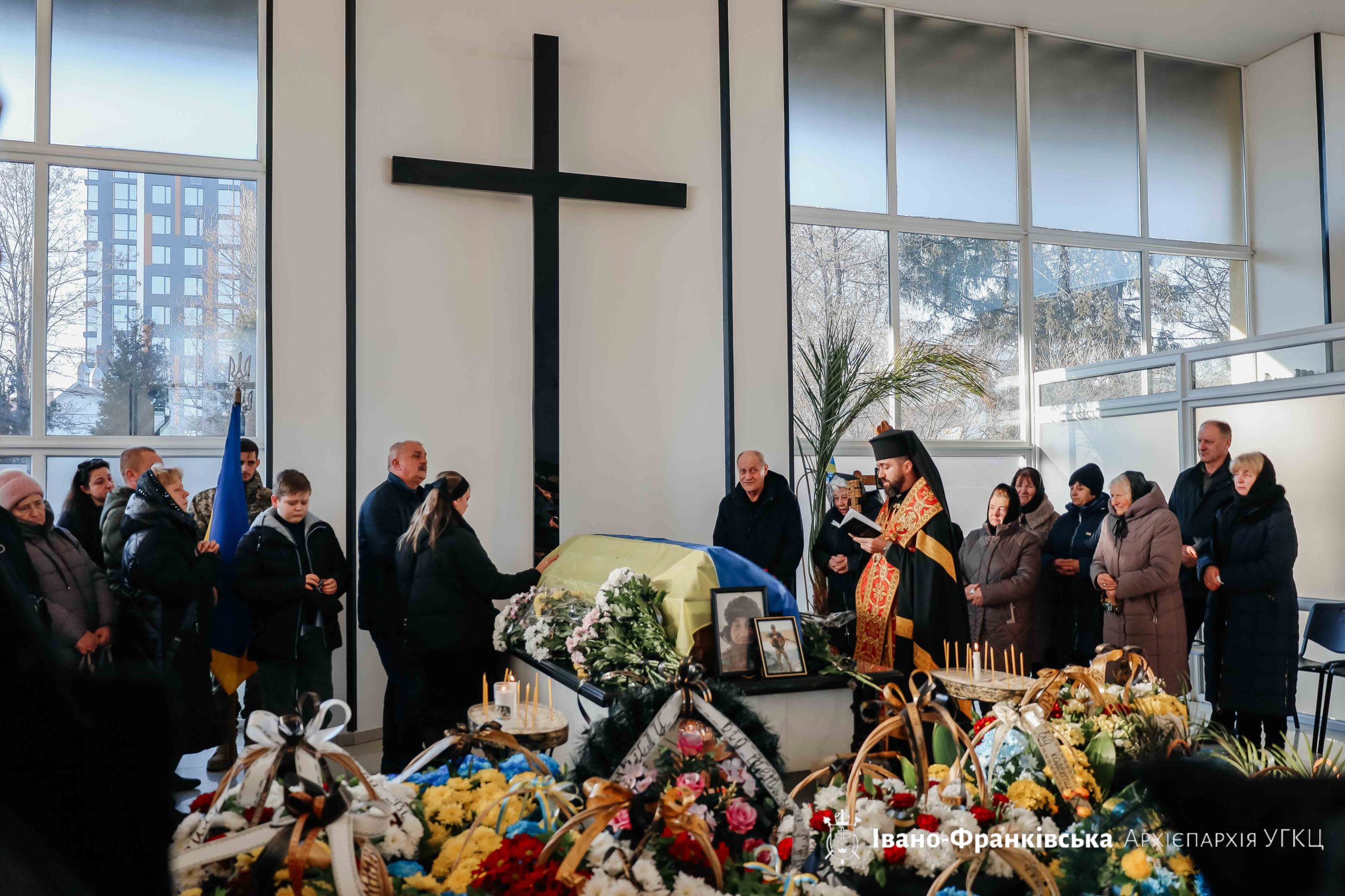 В Івано-Франківську попрощалися із полеглим Михайлом Когутом (Фото)